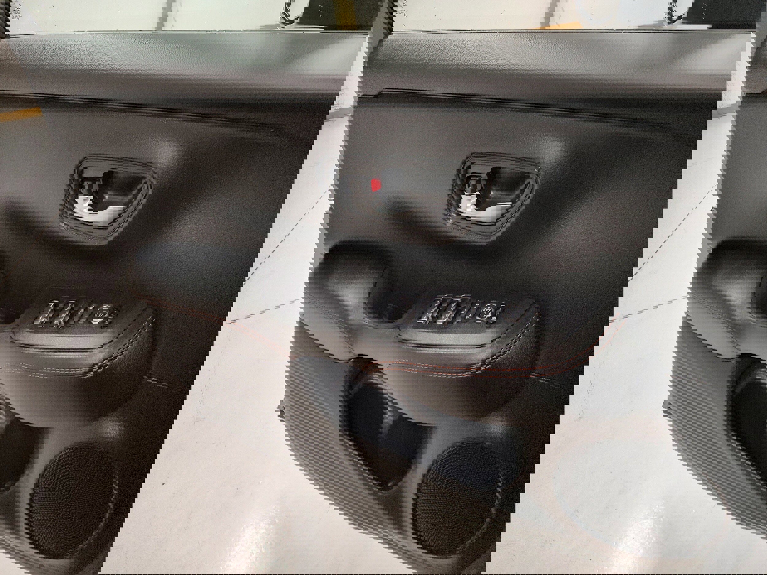 Used 2024 Honda HR-V Sport image 9