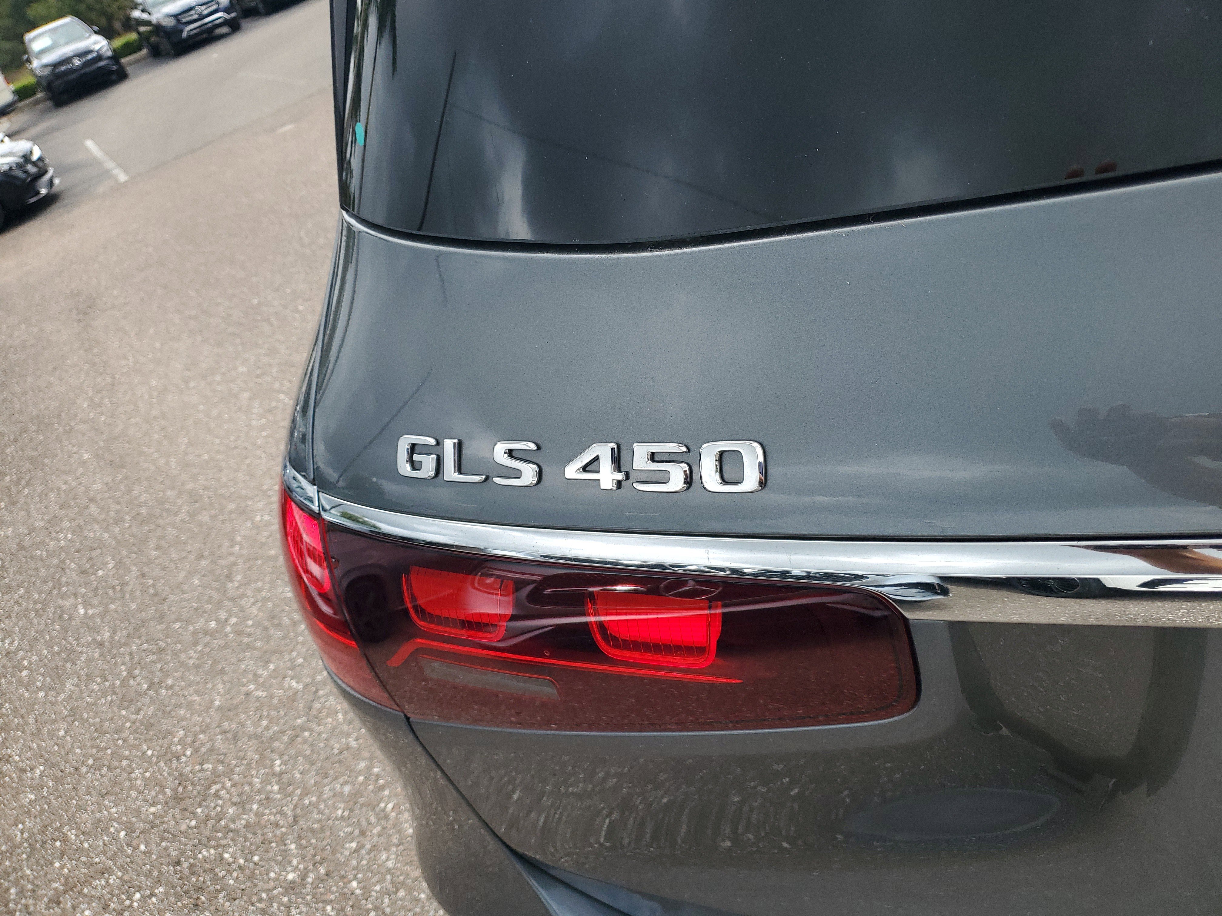 Certified 2025 Mercedes-Benz GLS 450 4MATIC image 6