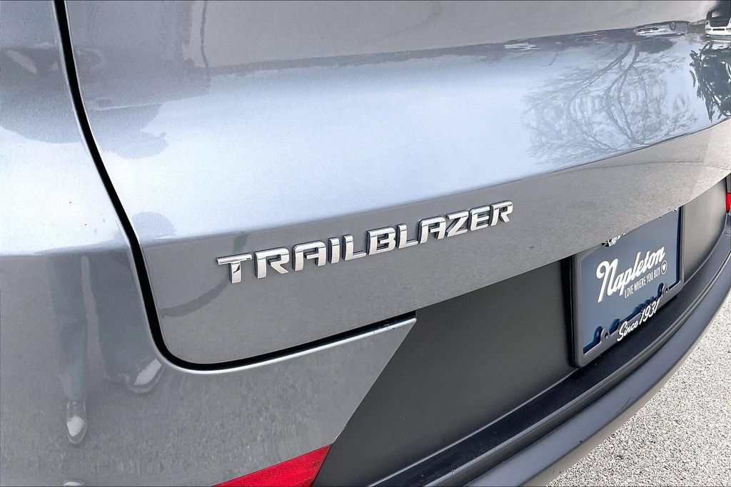 Used 2022 Chevrolet TrailBlazer LS FWD image 31