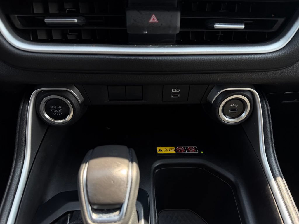 Used 2025 Toyota Grand Highlander AWD image 19