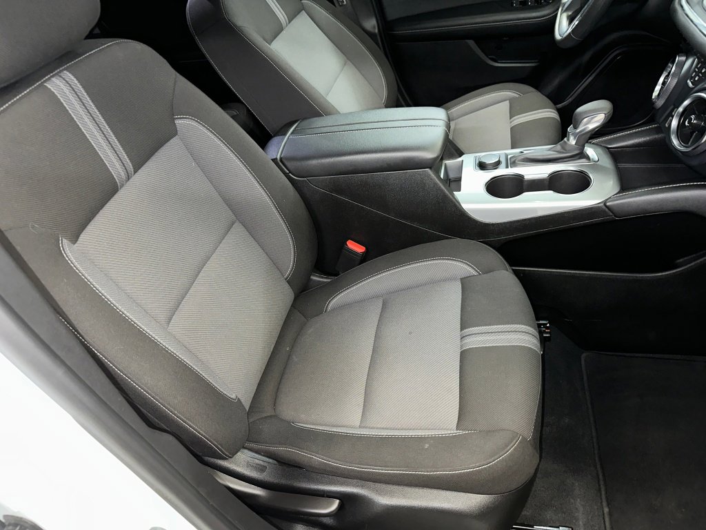 Used 2025 Chevrolet Blazer LT AWD/4WD image 31