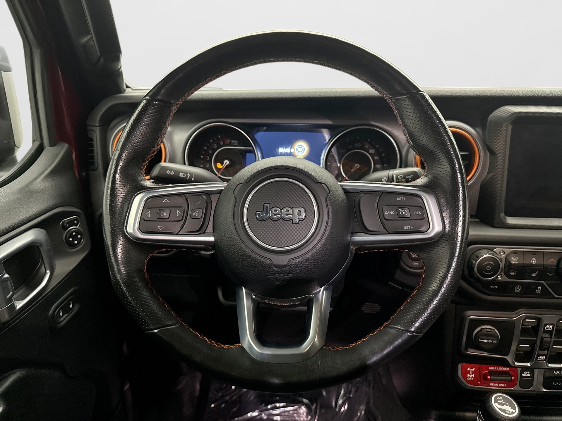 Used 2021 Jeep Gladiator Mojave AWD/4WD image 12