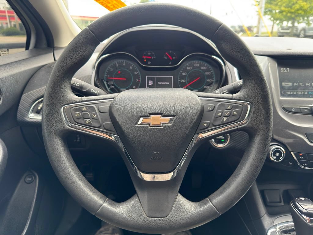 Used 2016 Chevrolet Cruze LT w/ Convenience Package FWD image 12