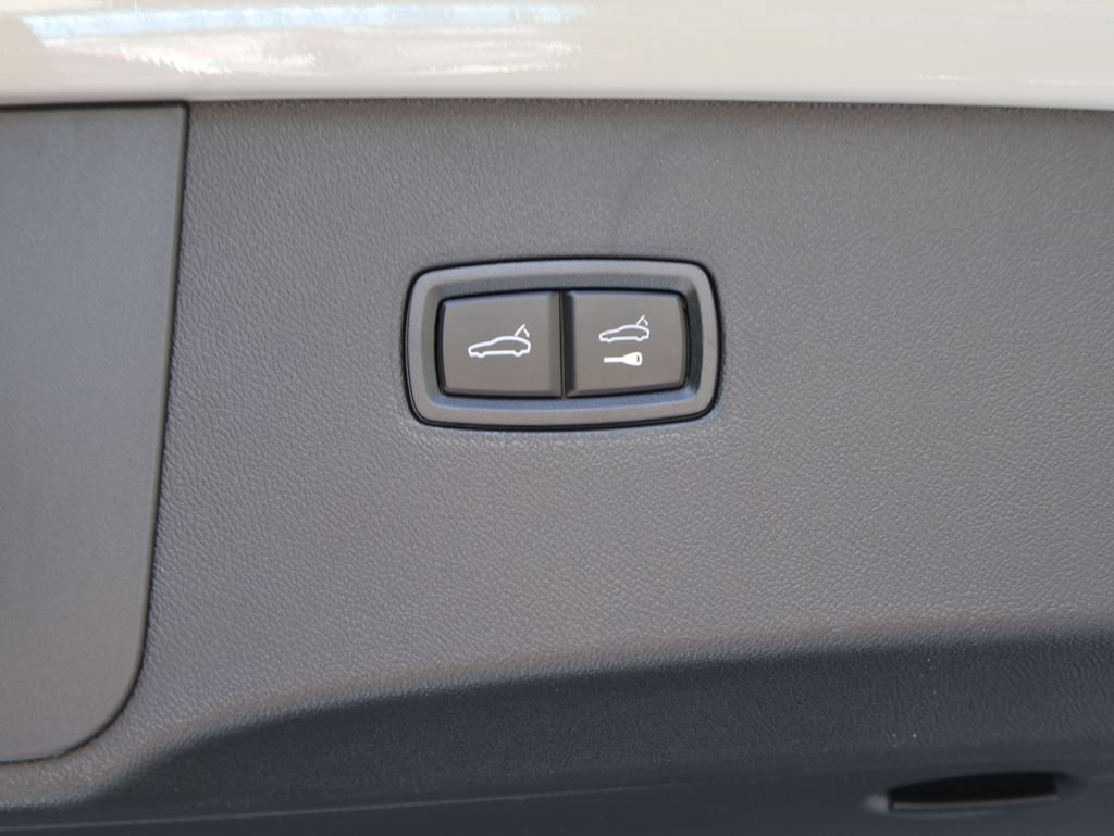 New 2026 Porsche Cayenne S AWD/4WD image 18