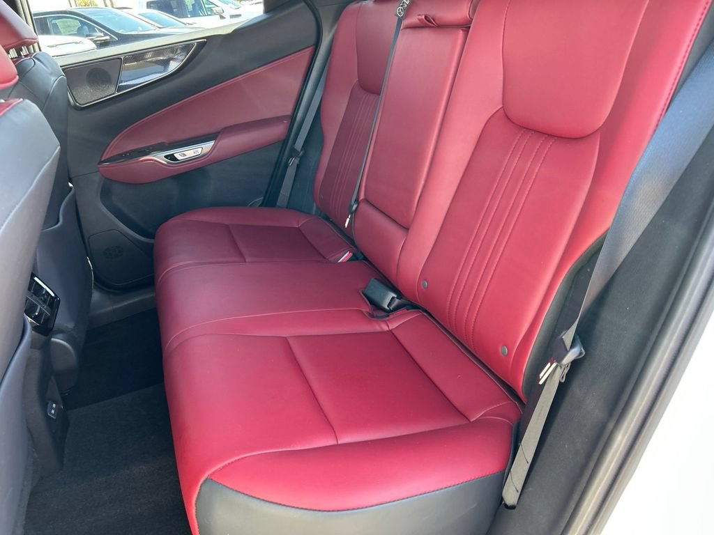 Used 2024 Lexus NX 250 FWD image 10