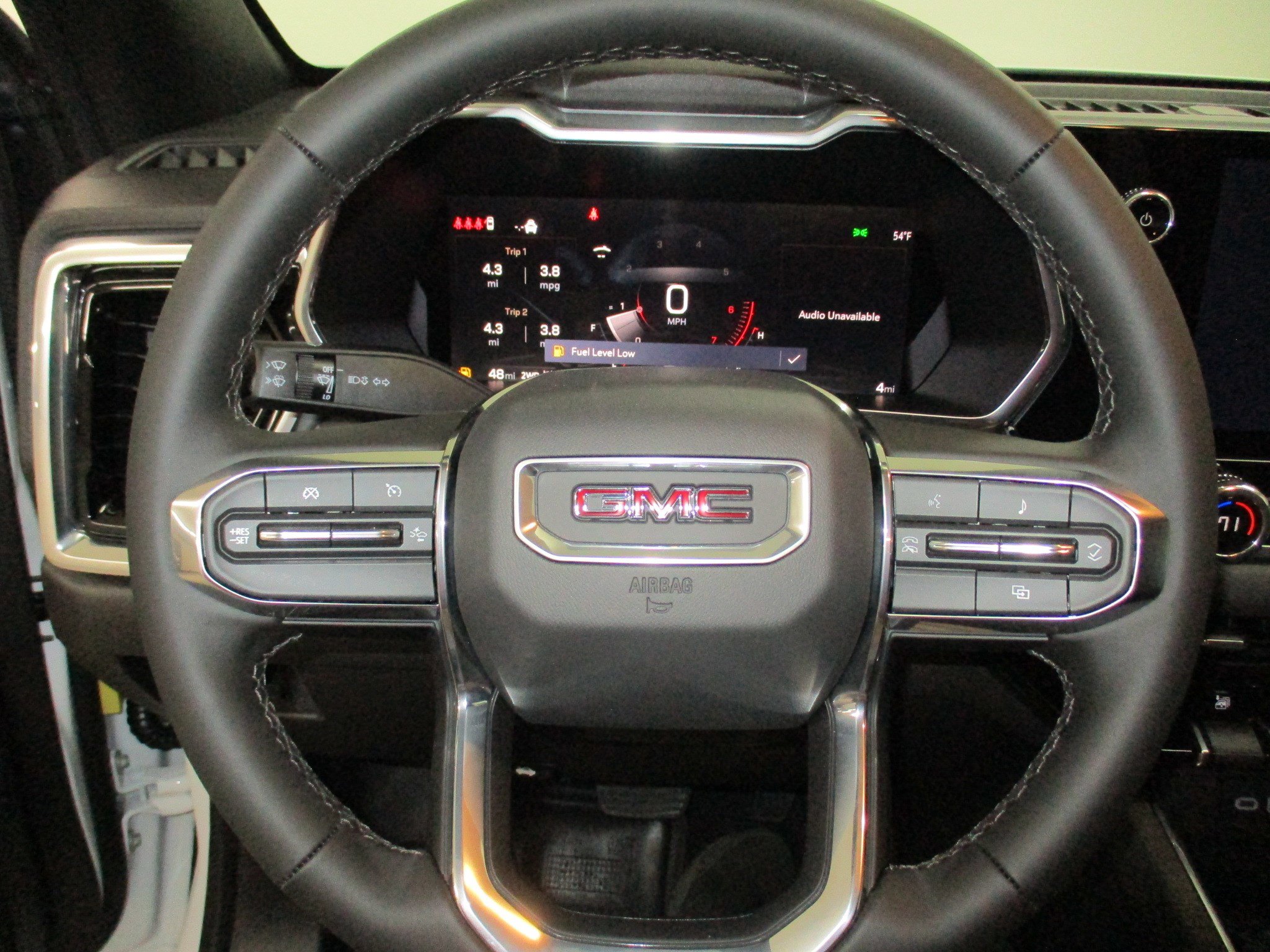 New 2026 GMC Canyon Elevation w/ Convenience Package image 24