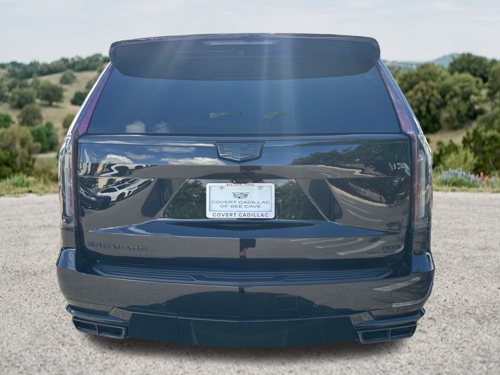 Used 2024 Cadillac Escalade Premium Luxury w/ Performance Package AWD/4WD image 8