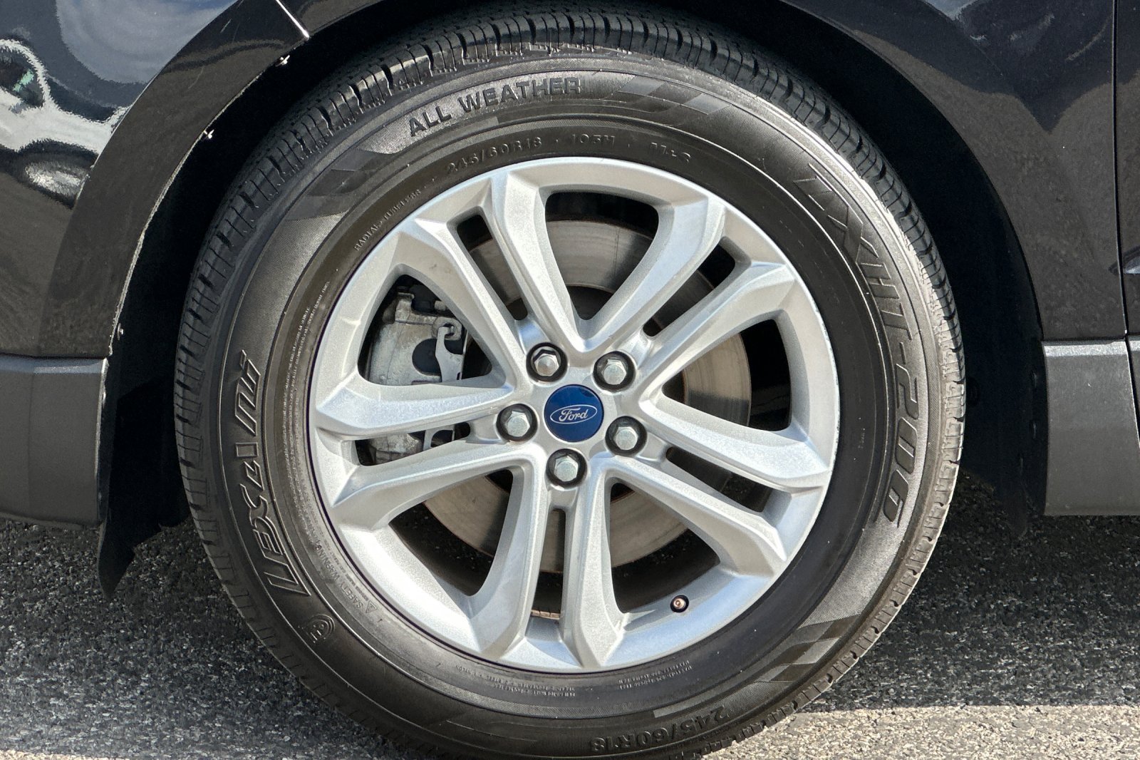 Used 2019 Ford Edge SEL AWD/4WD image 36