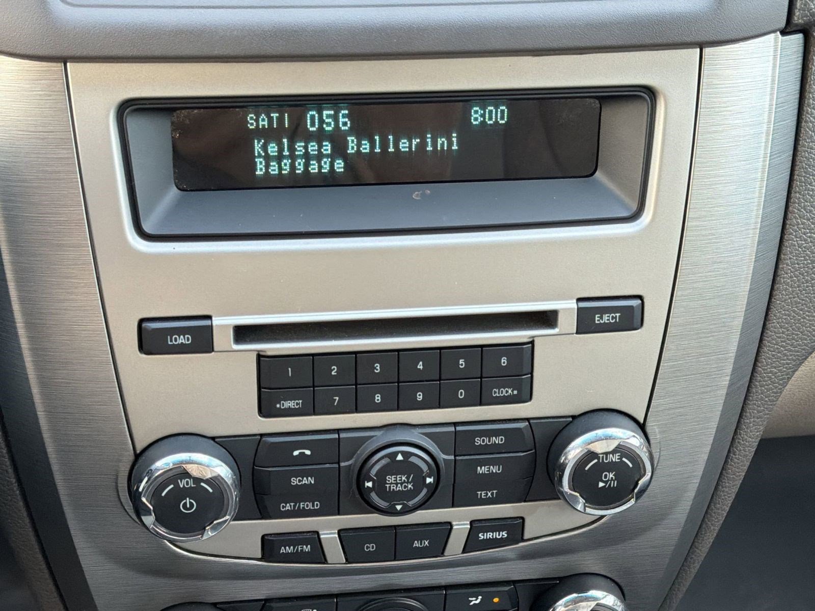 Used 2012 Ford Fusion SE image 16