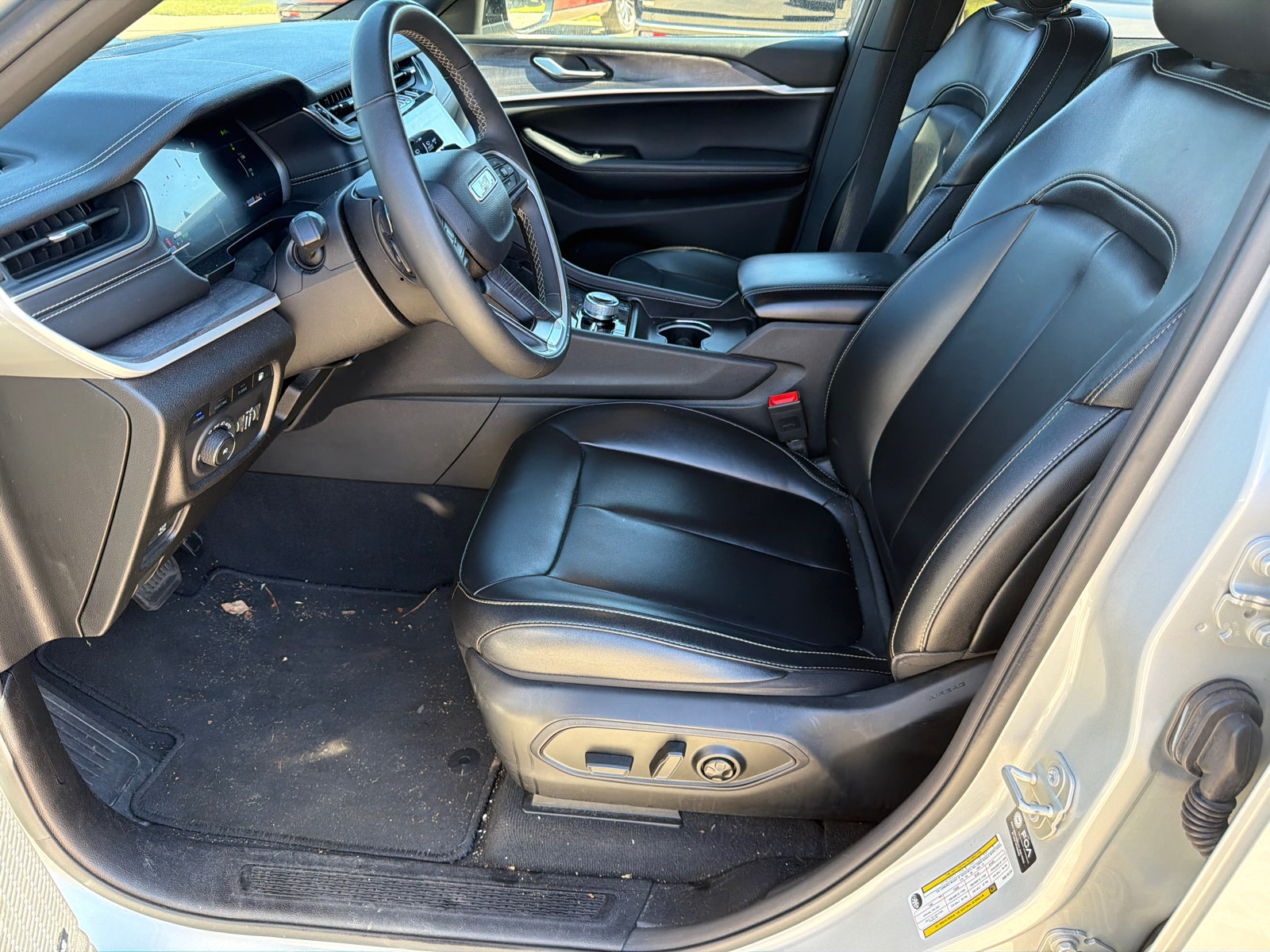 Used 2024 Jeep Grand Cherokee Limited 4xe AWD/4WD image 12