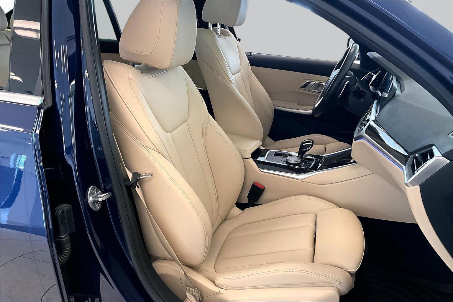 Used 2020 BMW 330i Sedan w/ Convenience Package RWD image 8