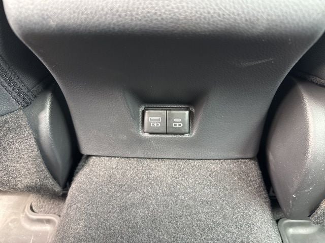 Used 2026 Toyota Camry SE w/ Convenience Package image 17