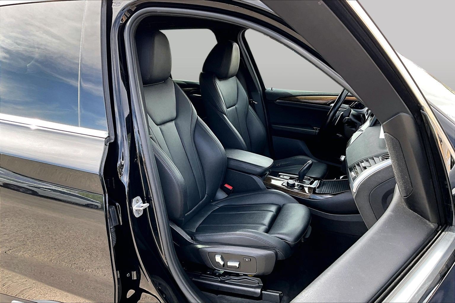 Used 2019 BMW X3 sDrive30i RWD image 7