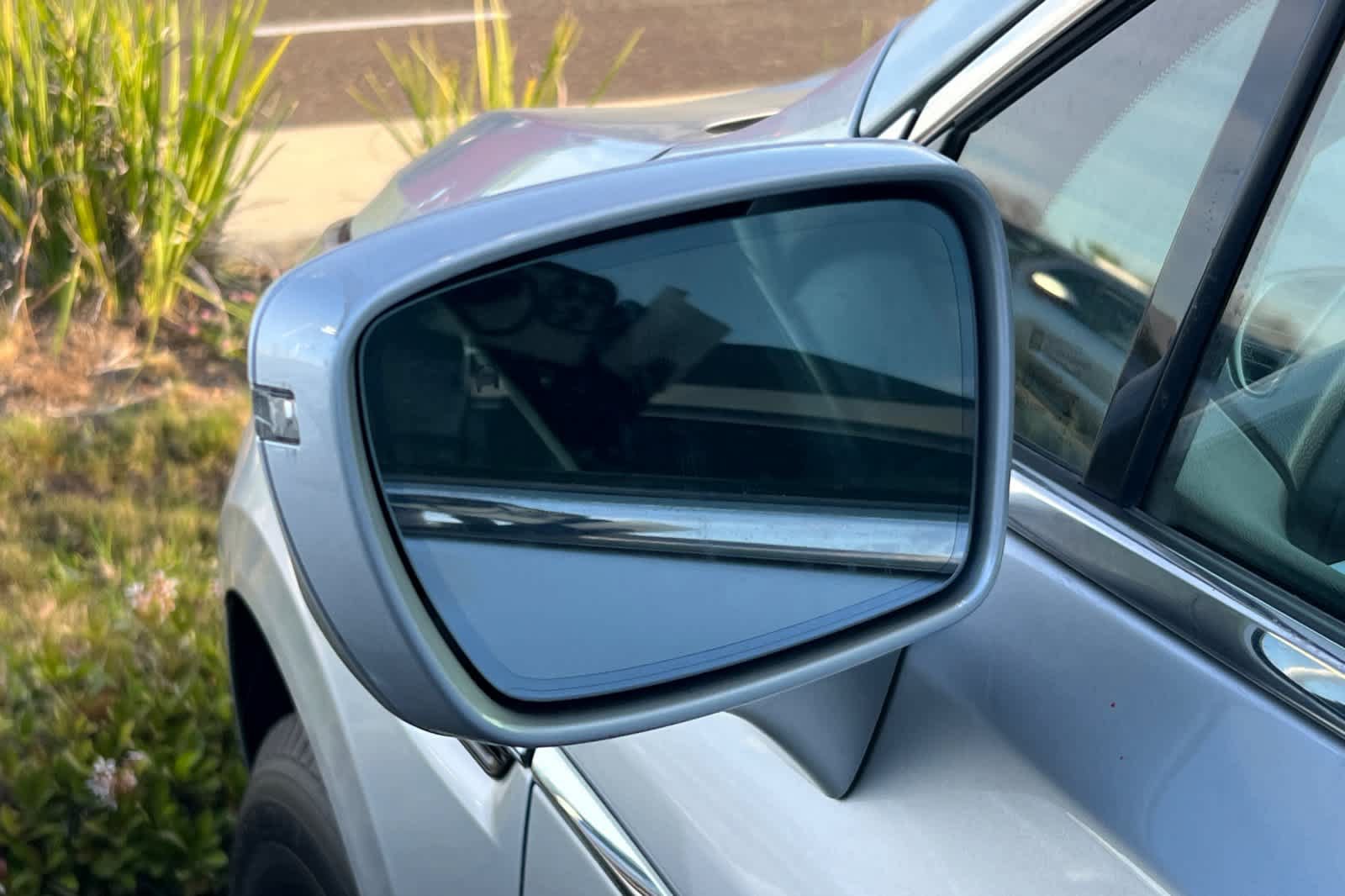 Used 2019 Buick Enclave Essence FWD image 8