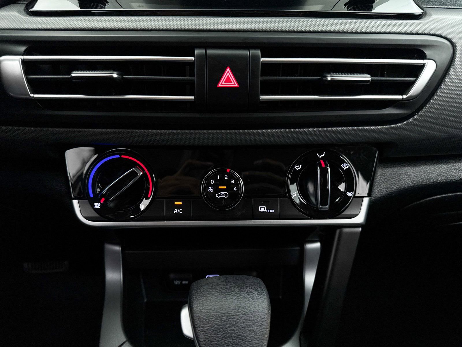 Used 2023 Kia Seltos LX image 24