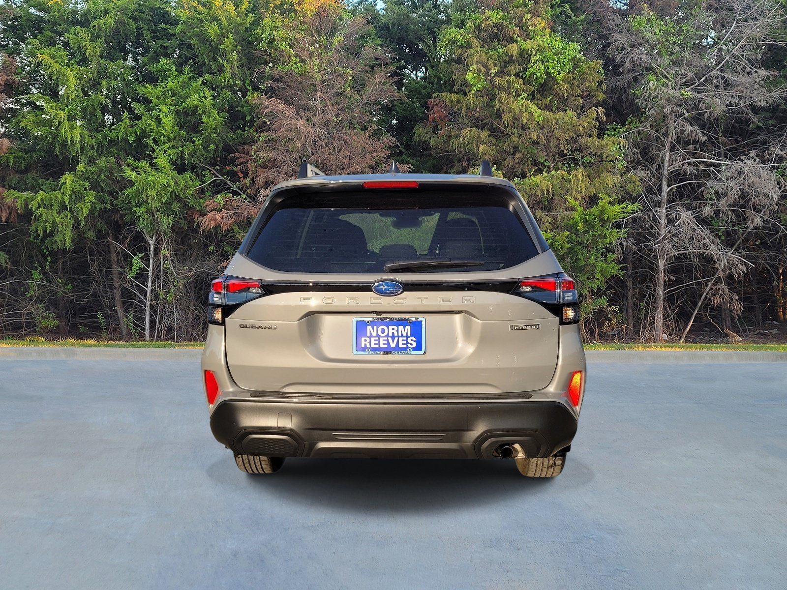 Used 2025 Subaru Forester Premium AWD/4WD image 18