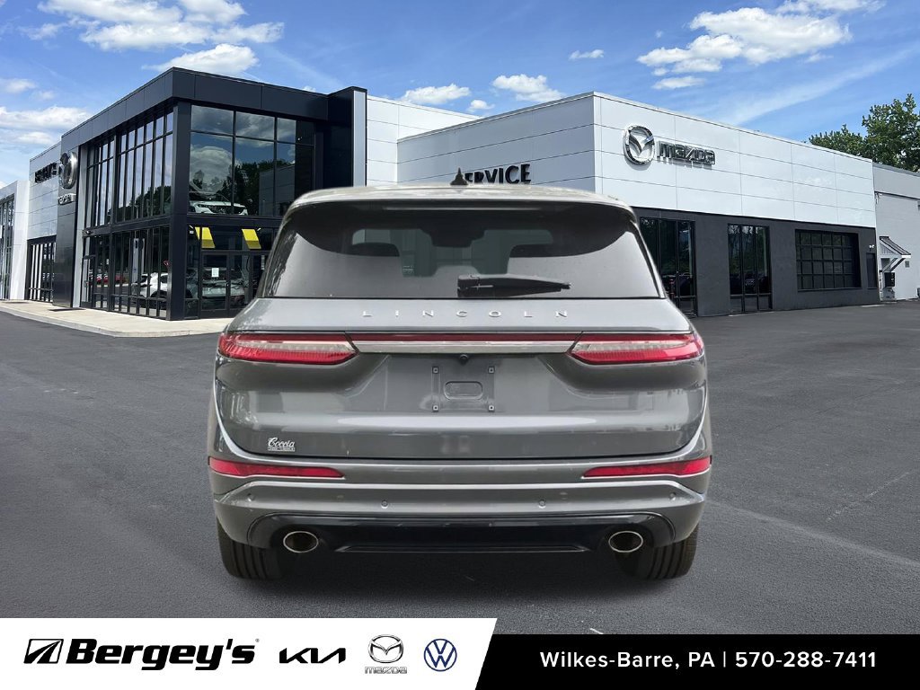 Used 2023 Lincoln Corsair AWD w/ Equipment Group 101A image 18