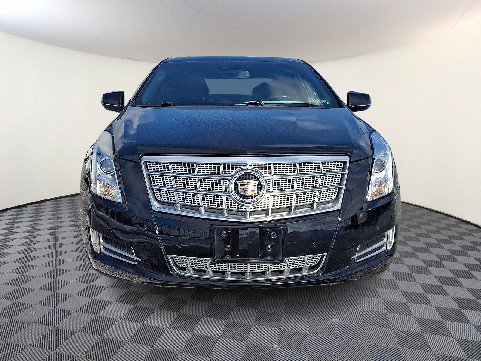 Used 2013 Cadillac XTS Platinum image 6