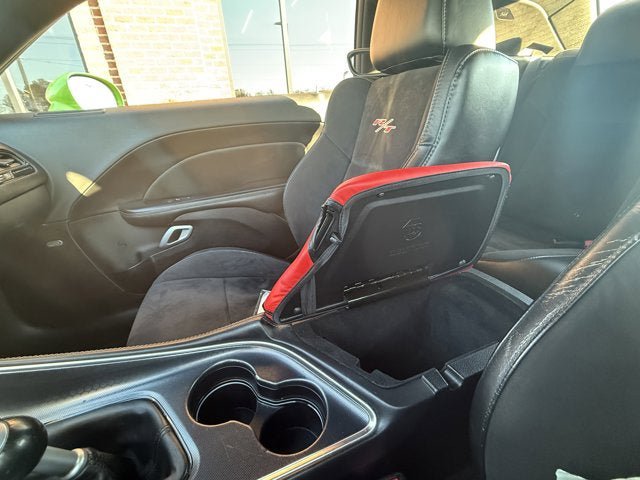 Used 2015 Dodge Challenger R/T Plus RWD image 24