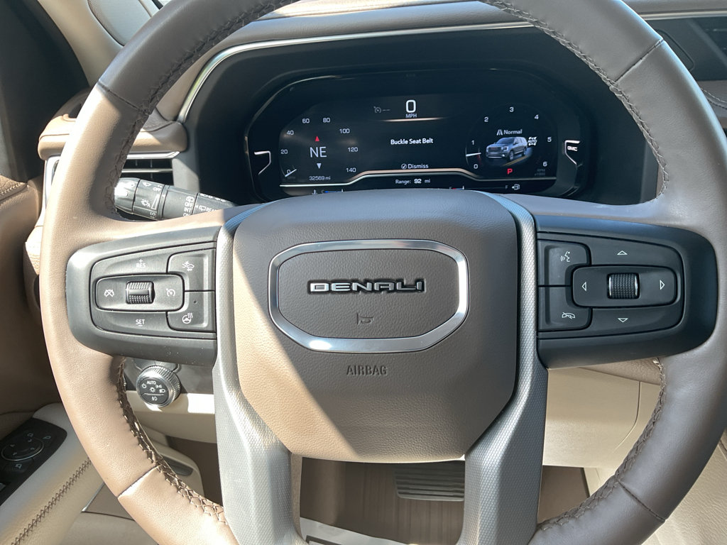Used 2024 GMC Yukon Denali AWD/4WD image 44