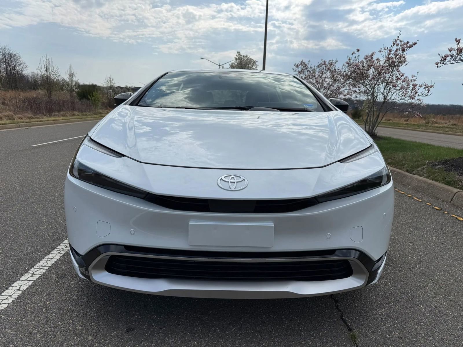 Used 2026 Toyota Prius Plug-In Hybrid FWD image 8