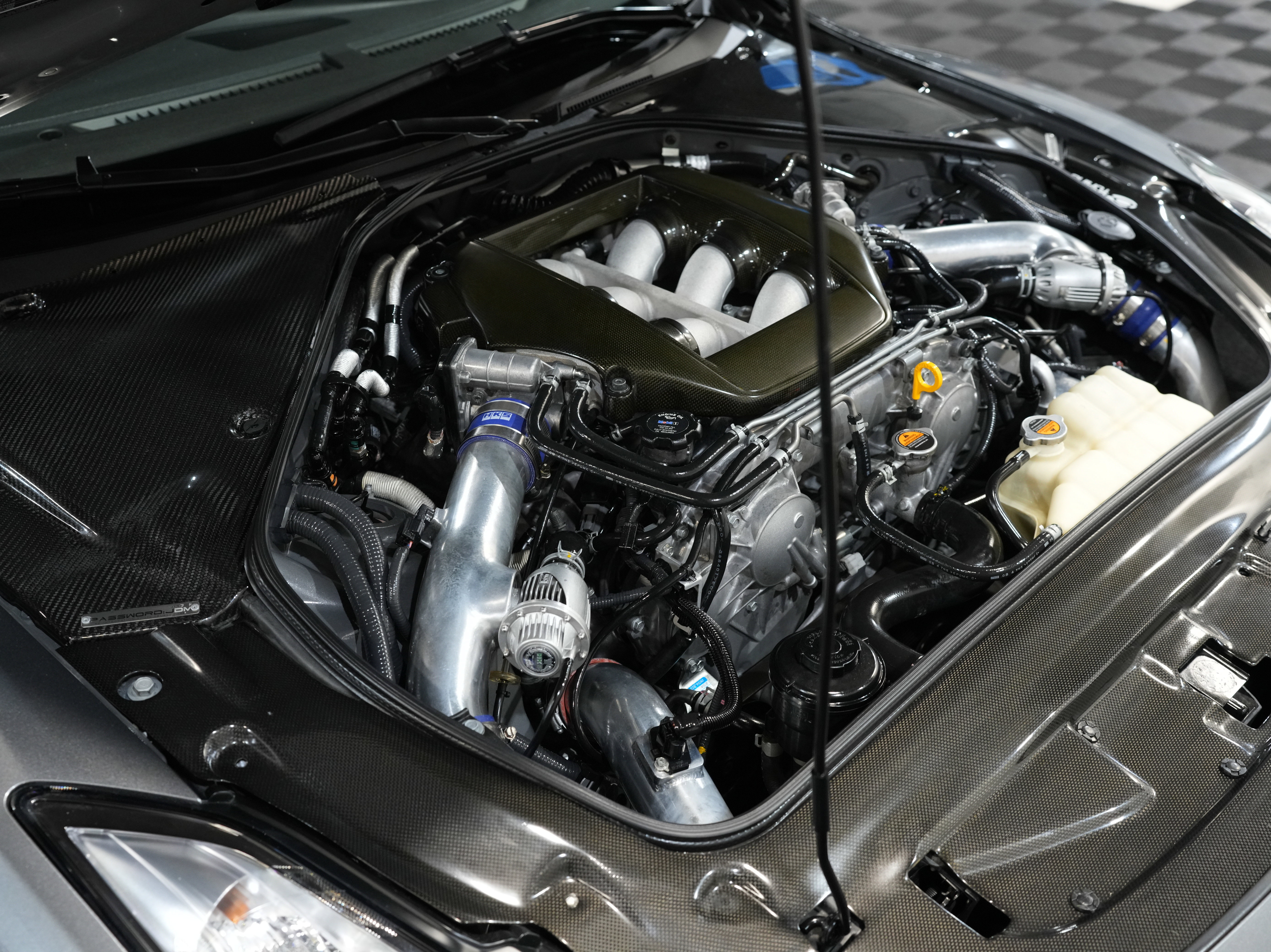 Used 2009 Nissan GT-R Premium image 44