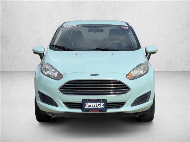 Used 2017 Ford Fiesta SE FWD image 2
