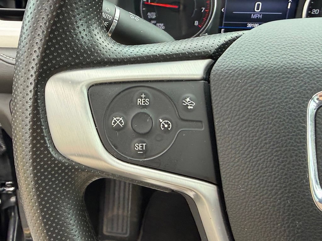 Used 2023 GMC Acadia SLE w/ Driver Convenience Package FWD image 25