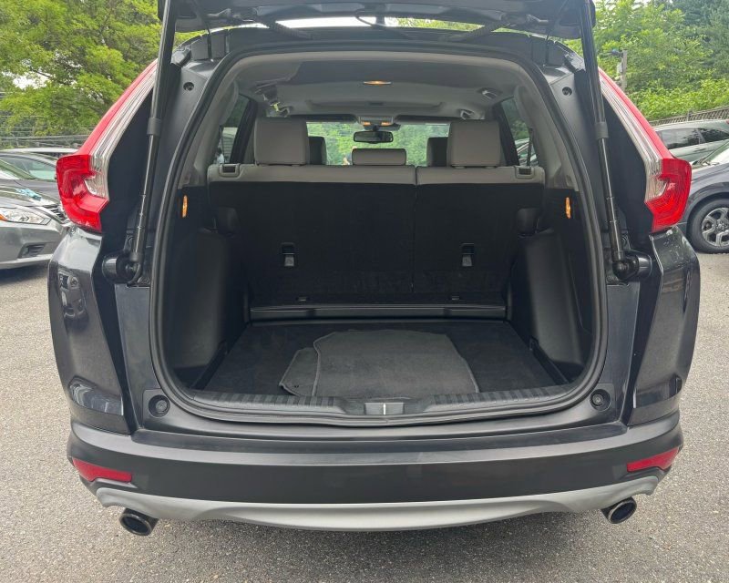 Used 2017 Honda CR-V Touring image 16