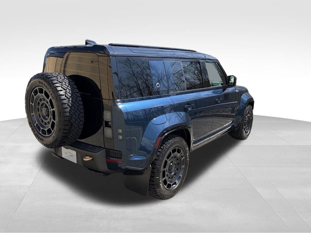 New 2026 Land Rover Defender 110 image 8