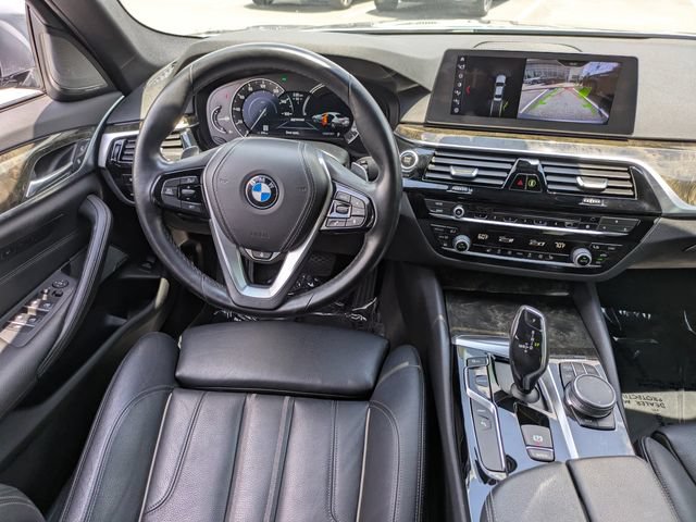 Used 2018 BMW 530e RWD image 16