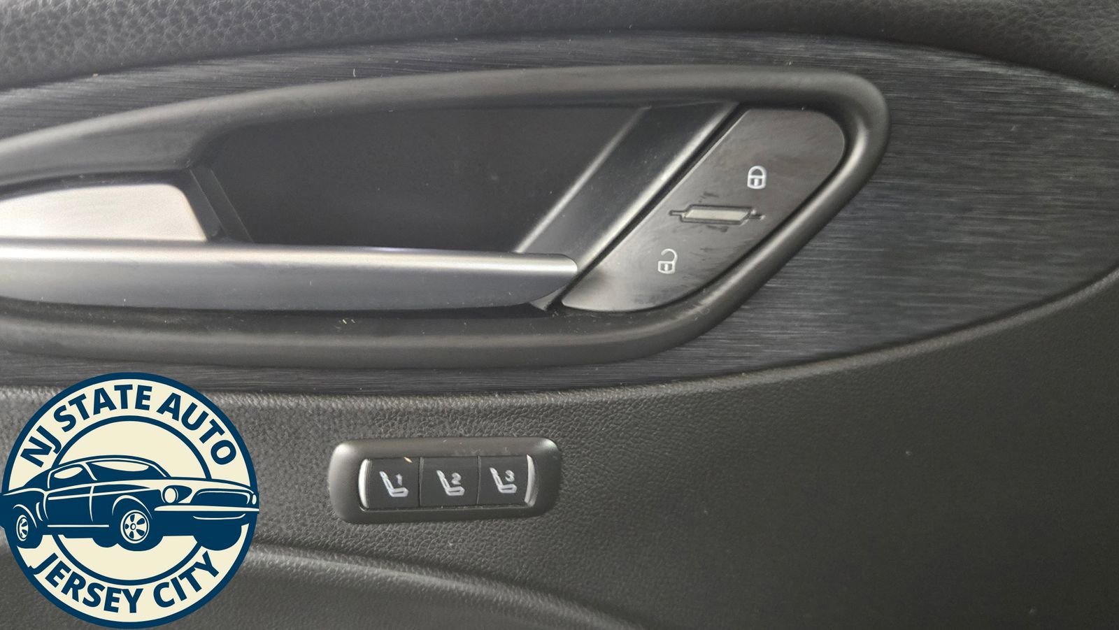 Used 2022 Alfa Romeo Stelvio Sprint image 23