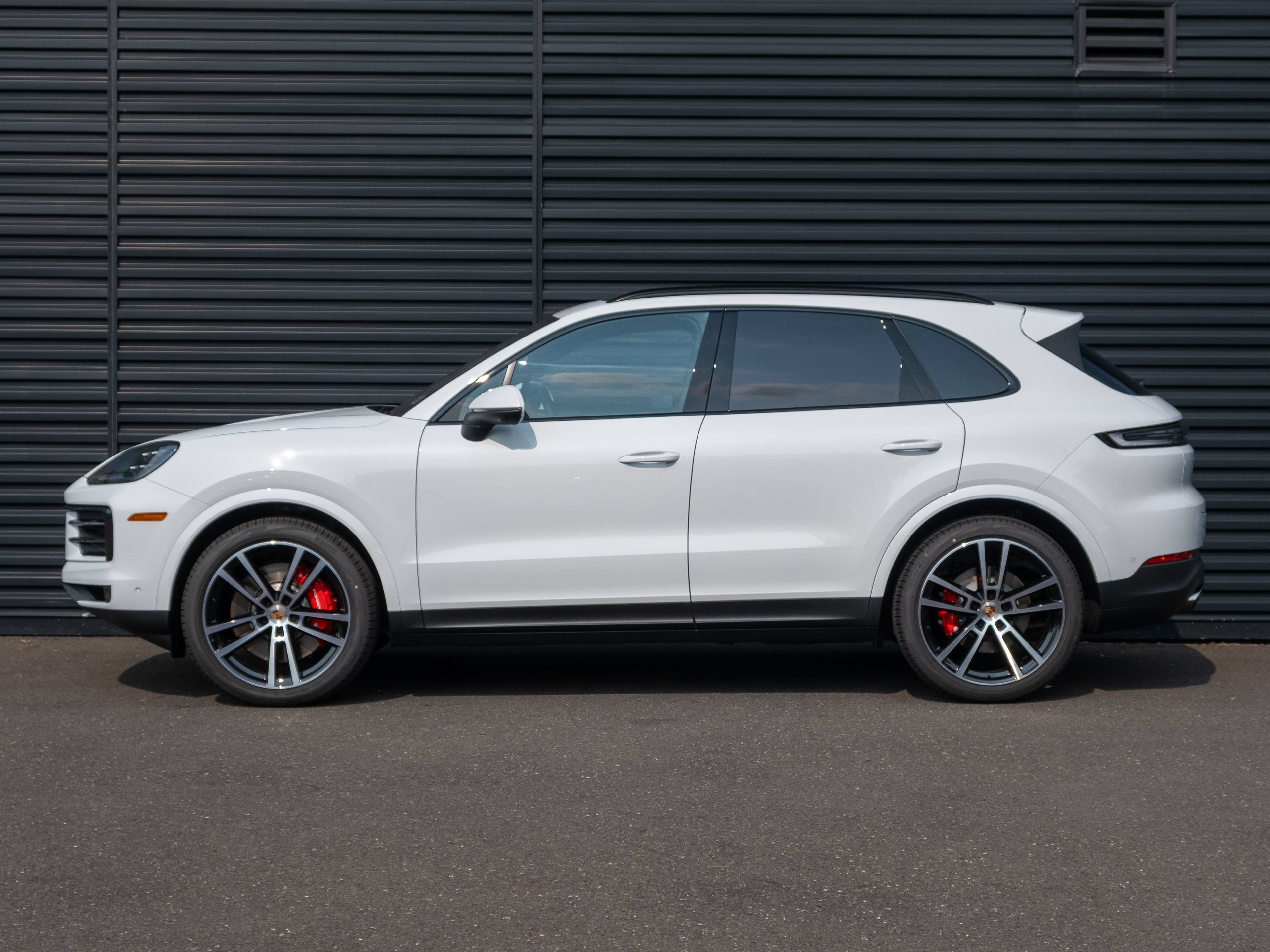 New 2026 Porsche Cayenne S AWD/4WD image 2