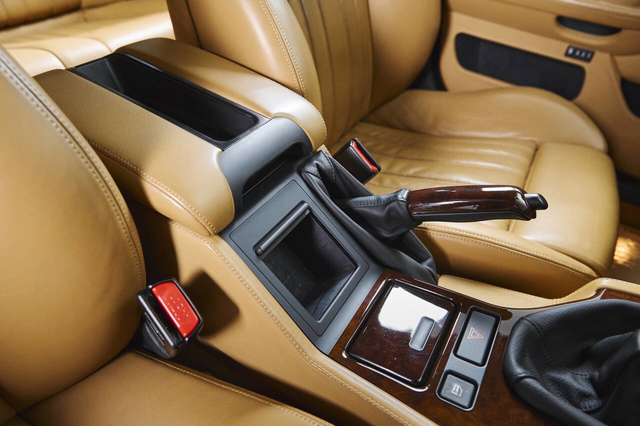 Used 2003 BMW M5 image 67