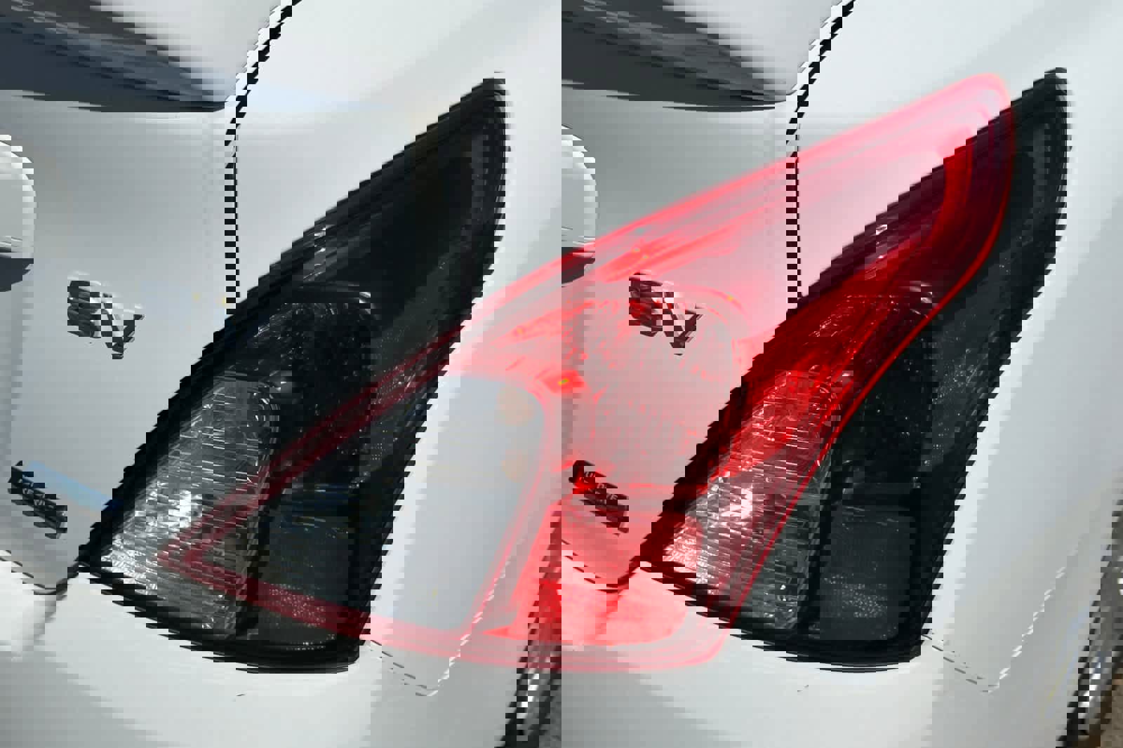 Used 2016 Nissan Versa SV image 18