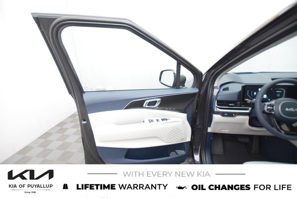 New 2026 Kia Carnival SX Prestige image 9