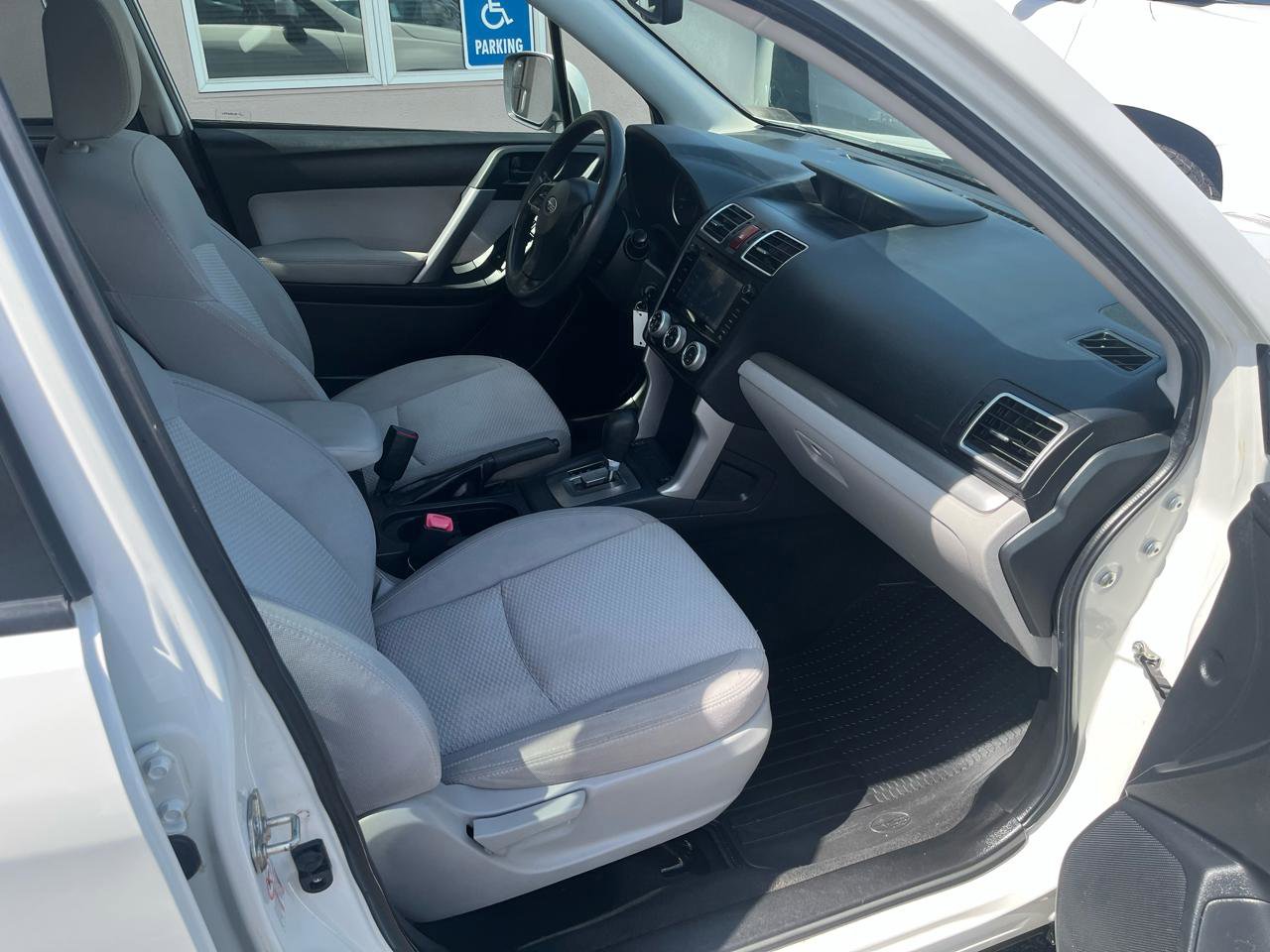 Used 2016 Subaru Forester 2.5i Premium w/ All-Weather Package AWD/4WD image 26
