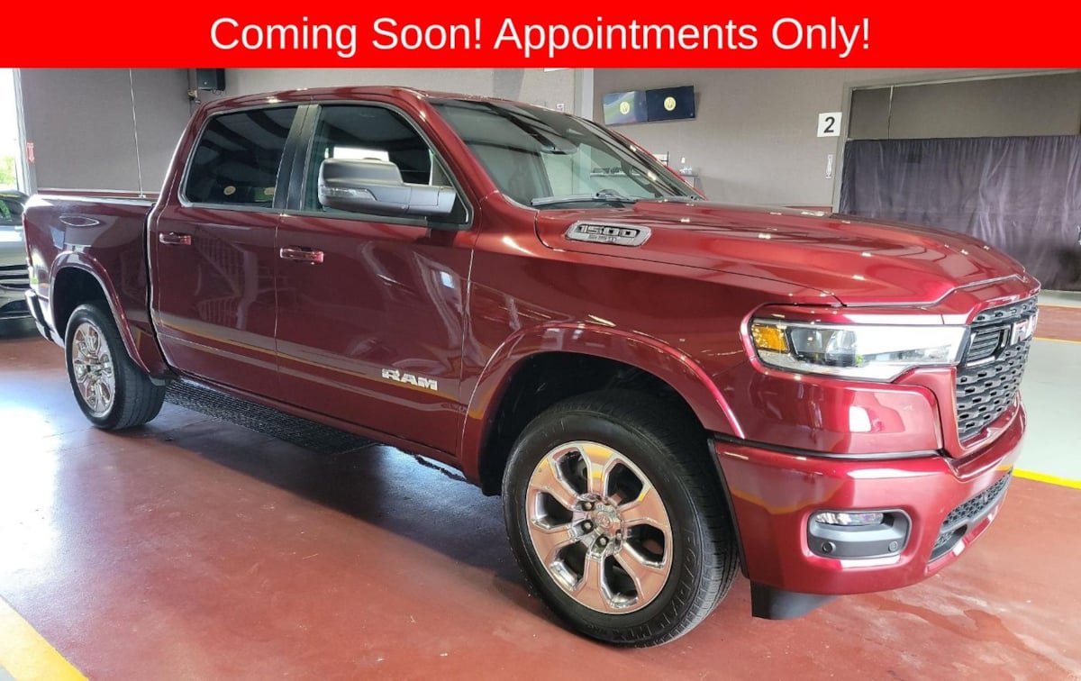 Used 2025 RAM 1500 Big Horn AWD/4WD image 1