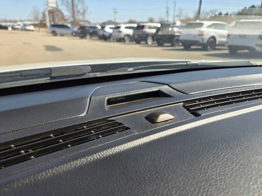 Used 2013 Ford Fusion SE image 8