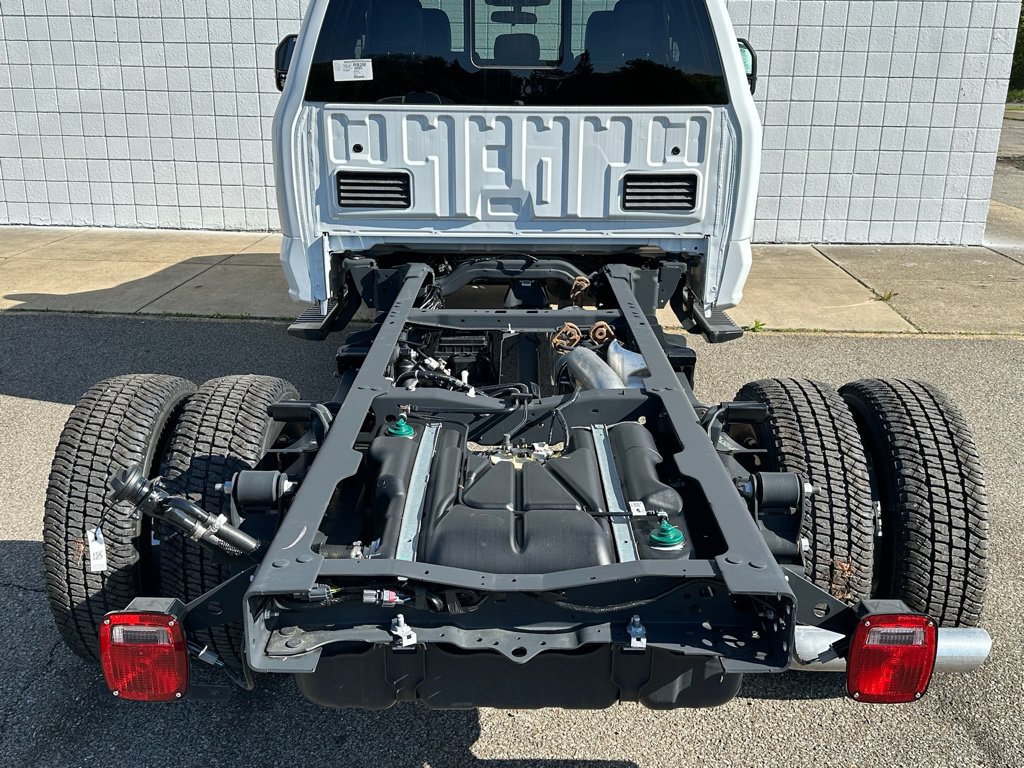 New 2026 Ford F350 XL w/ XL Chrome Package AWD/4WD image 23
