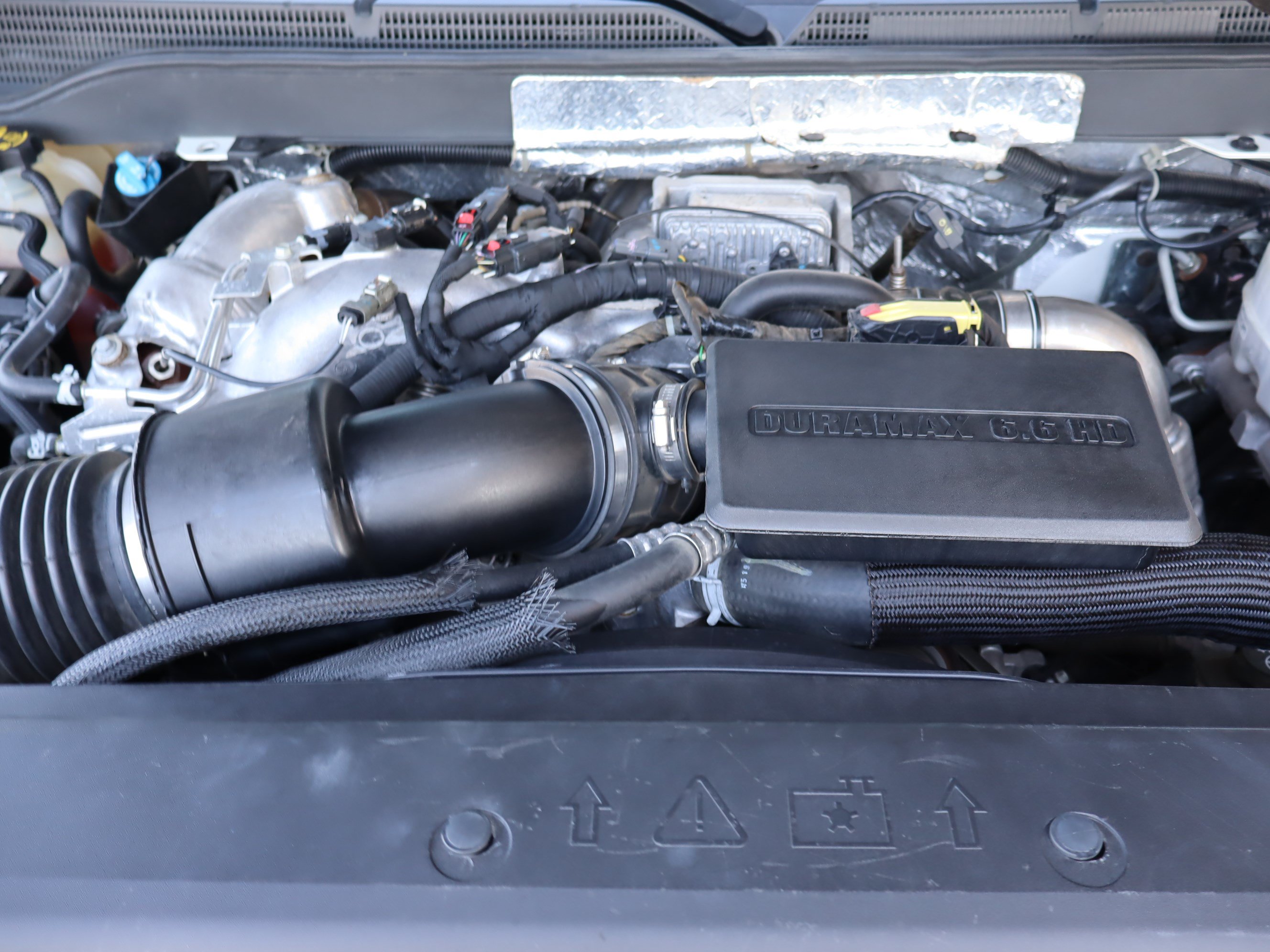 Used 2019 Chevrolet Silverado 2500 High Country w/ Duramax Plus Package AWD/4WD image 44