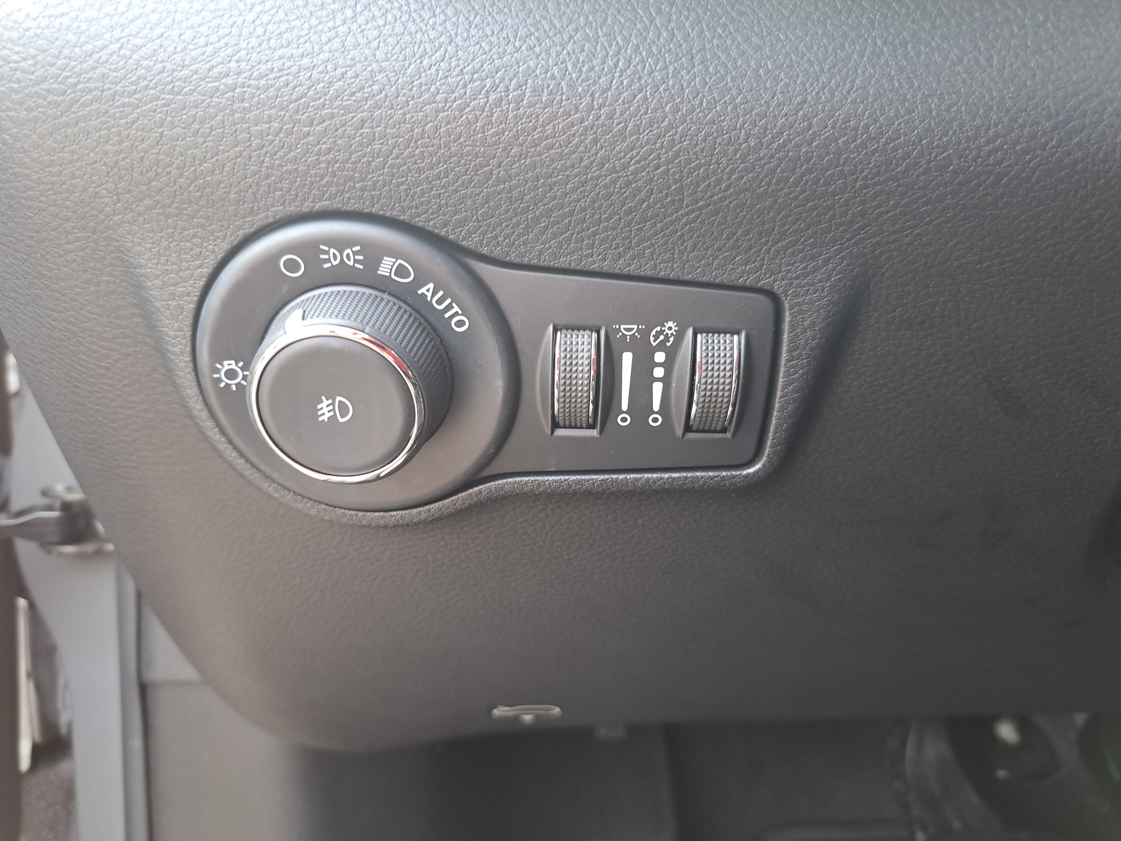 Used 2023 Jeep Compass Trailhawk AWD/4WD image 23
