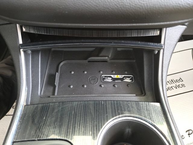 Used 2019 Chevrolet Impala Premier w/ Premier Convenience Package FWD image 16