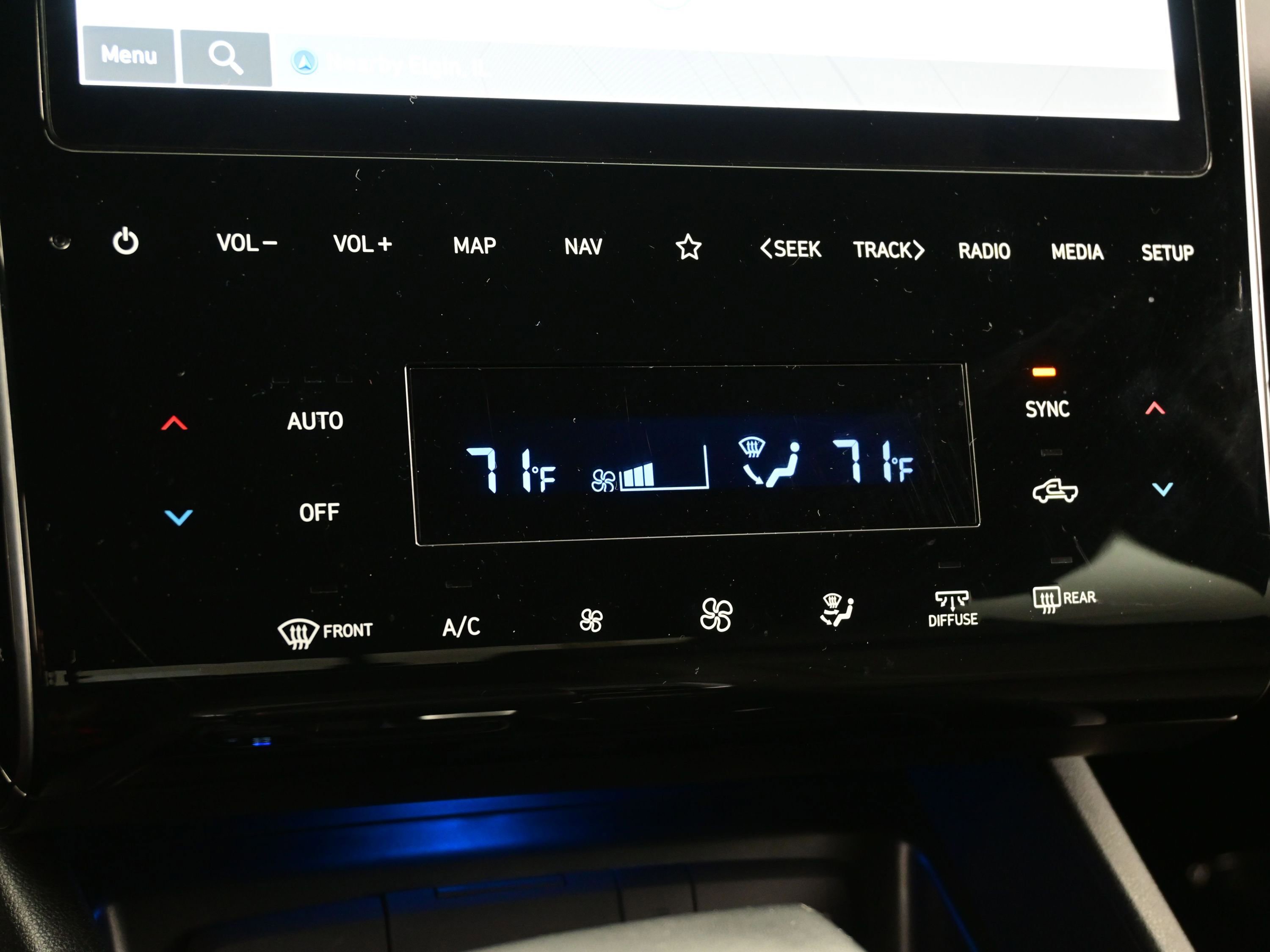 Certified 2023 Hyundai Santa Cruz Limited w/ Winter Package image 21