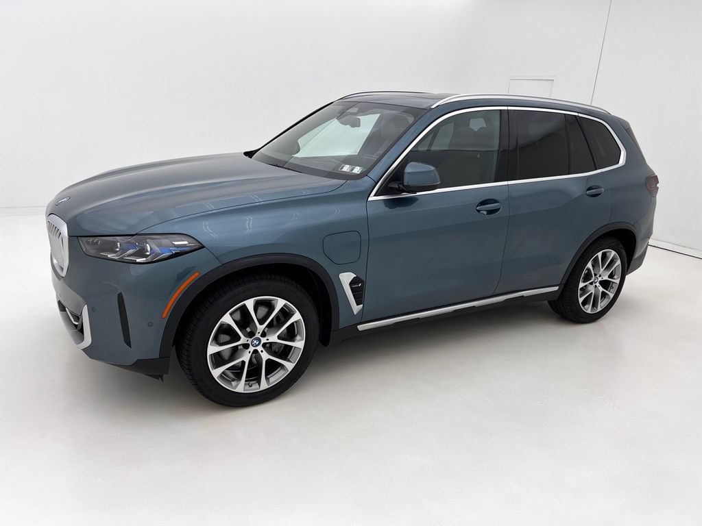 Certified 2024 BMW X5 xDrive50e w/ Executive Package AWD/4WD image 5