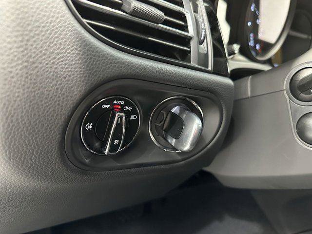 New 2025 Porsche Macan image 20