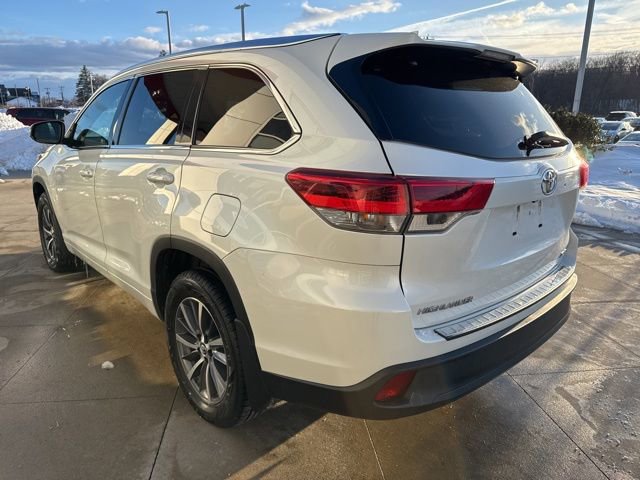 Used 2018 Toyota Highlander XLE image 5