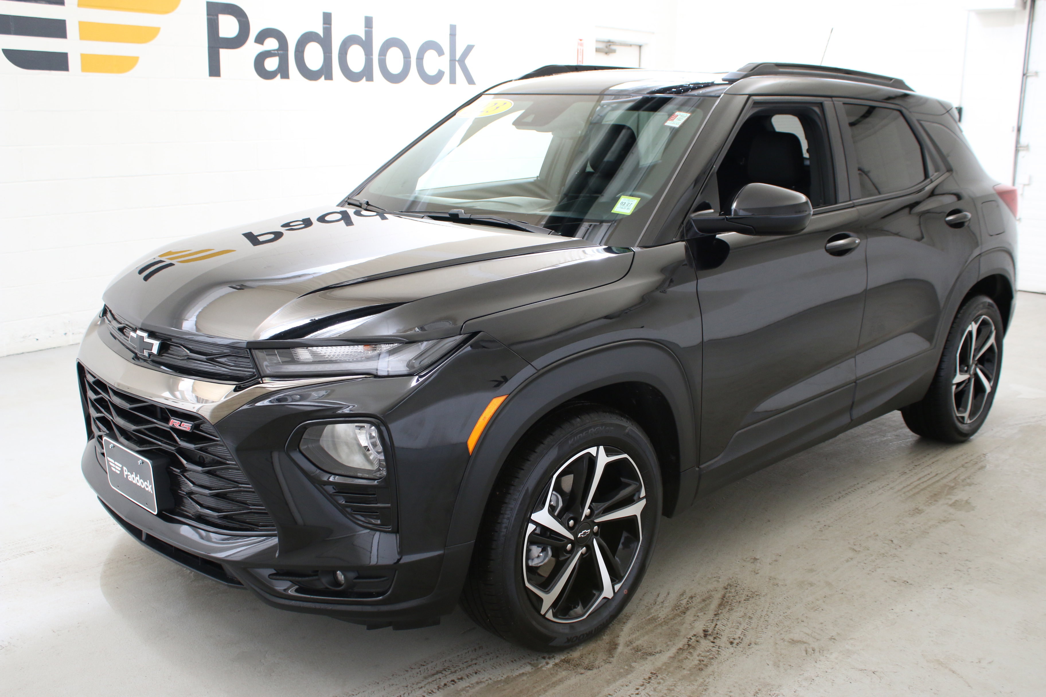 Used 2023 Chevrolet TrailBlazer RS w/ Sun and Liftgate Package image 3