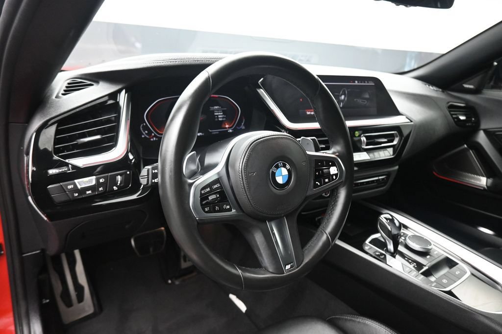 Used 2020 BMW Z4 sDrive30i w/ Executive Package RWD image 15