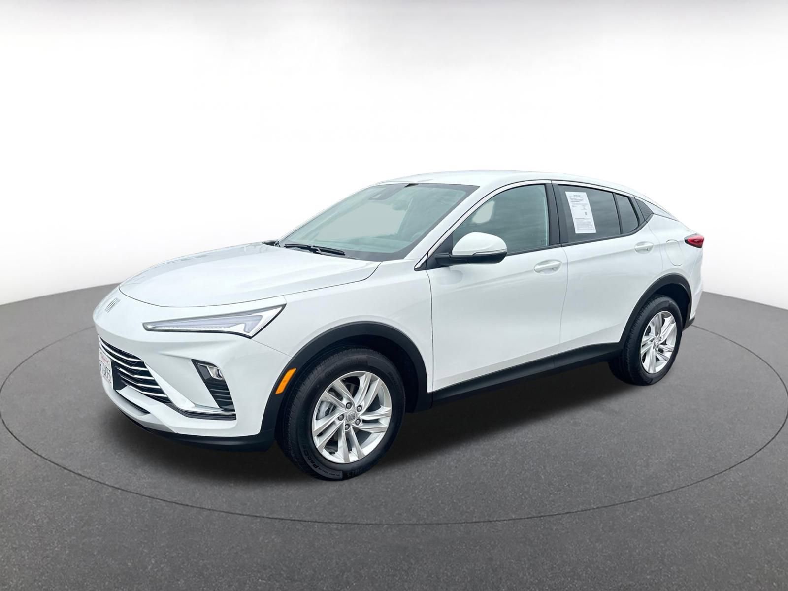 Used 2025 Buick Envista Preferred image 4